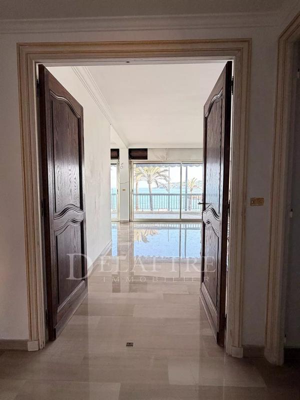 Appartement - 95 m² - 3 pièces