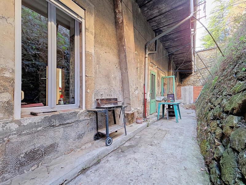 Appartement - 100 m² - 4 pièces