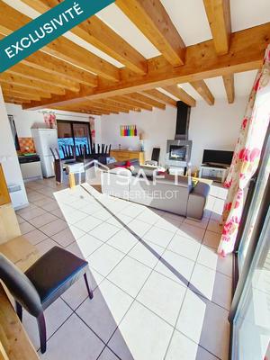 Maison - 90 m² - 5 pièces