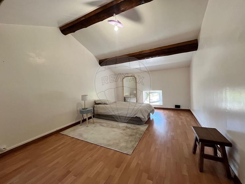 Appartement - 129 m² - 6 pièces