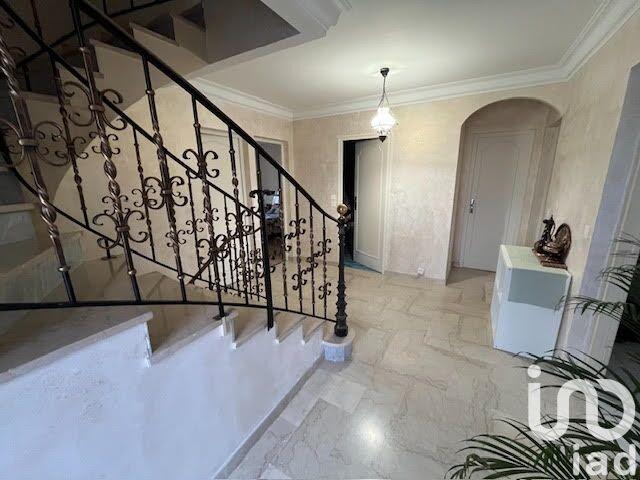 Maison - 160 m² - 7 pièces