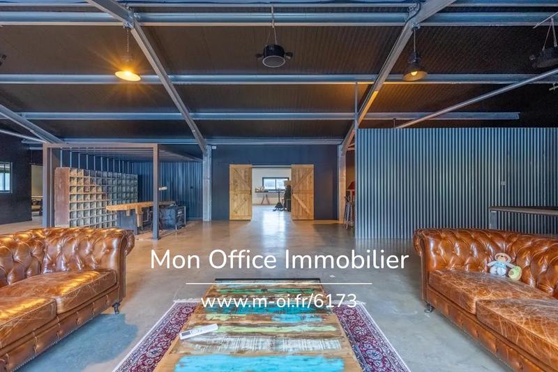 Local commercial - 400 m² - 8 pièces