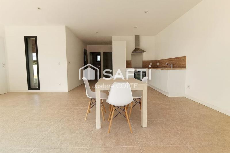 Maison - 100 m² - 4 pièces