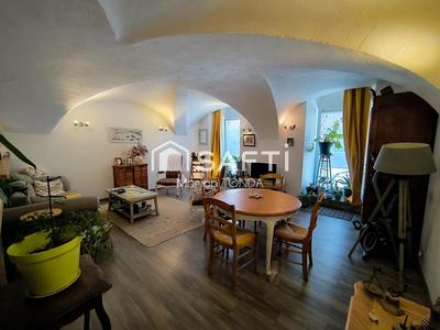 Appartement - 86 m² - 4 pièces