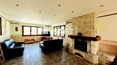 Maison - 157 m² - 8 pièces