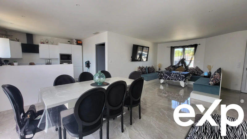 Maison - 146 m² - 8 pièces