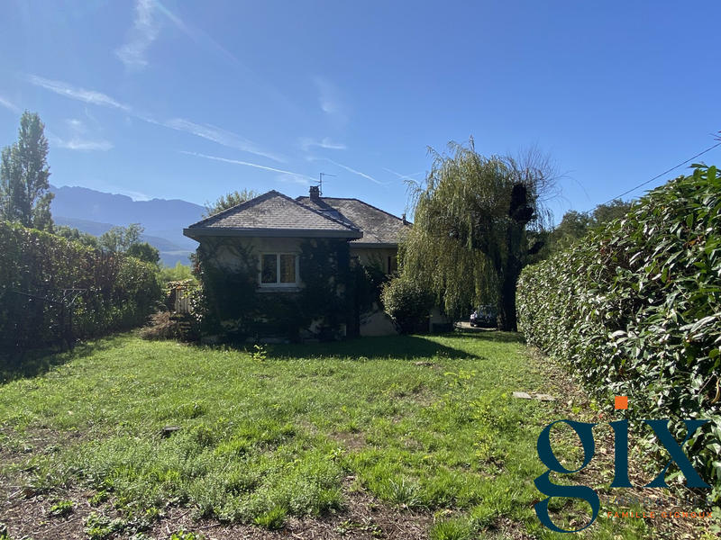 Maison - 162 m² - 9 pièces