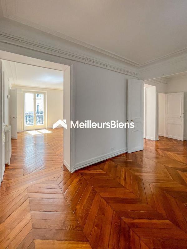 Appartement ancien - 127 m² - 5 pièces