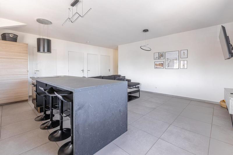 Appartement ancien - 78 m² - 4 pièces