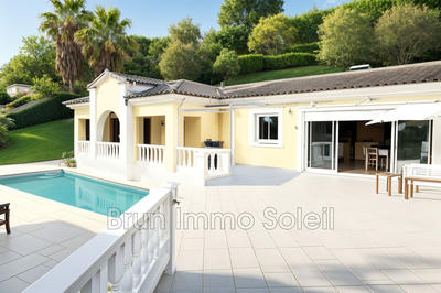 Villa - 130 m² - 4 pièces