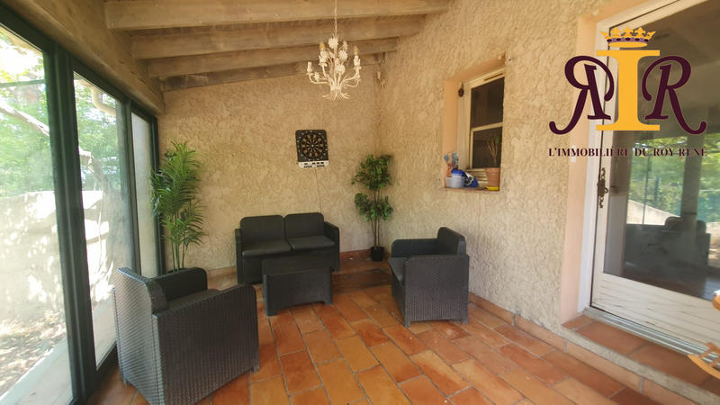 Villa - 137 m² - 5 pièces