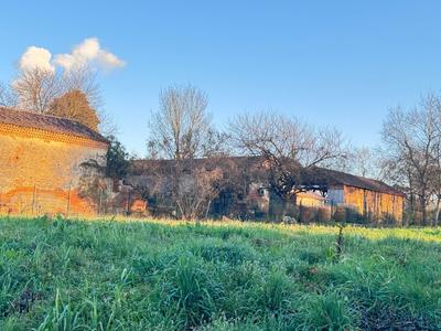 Terrain constructible - 871 m²