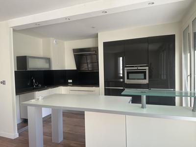 Appartement - 68 m² - 4 pièces