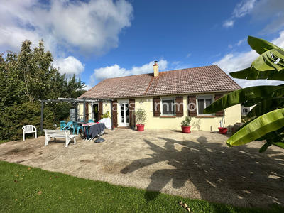 Maison - 97 m² - 5 pièces