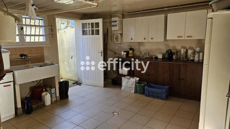 Maison - 166 m² - 7 pièces