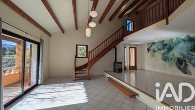 Maison - 139 m² - 6 pièces