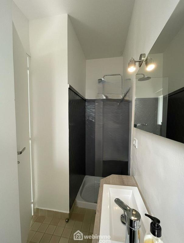 Appartement - 12 m² - 1 pièce