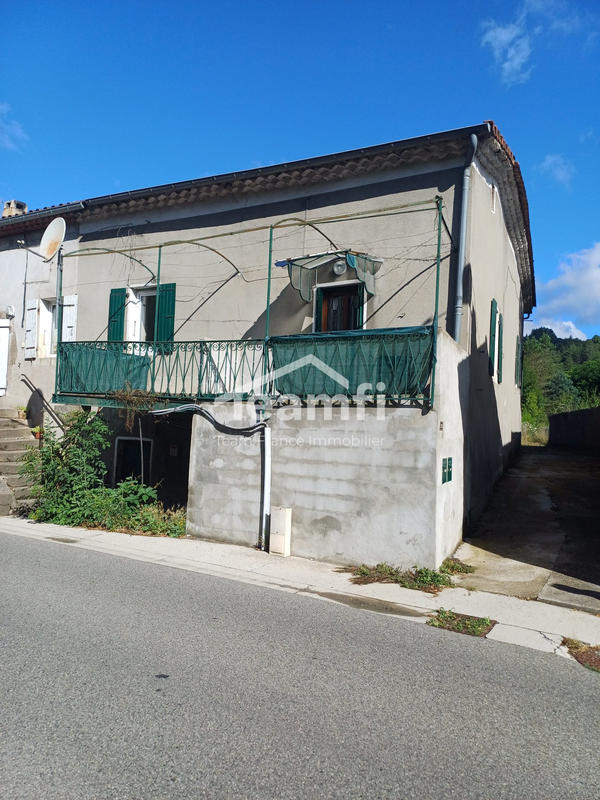 Maison - 84 m² - 3 pièces