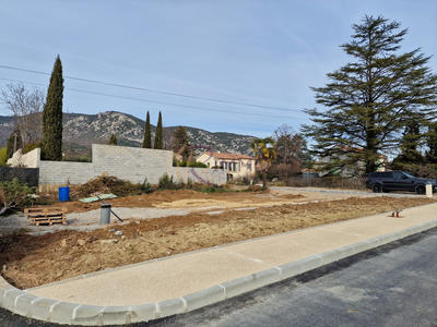 Terrain - 323 m²