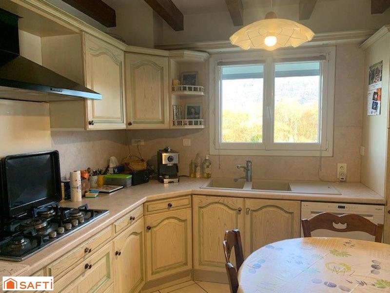 Maison - 88 m² - 5 pièces