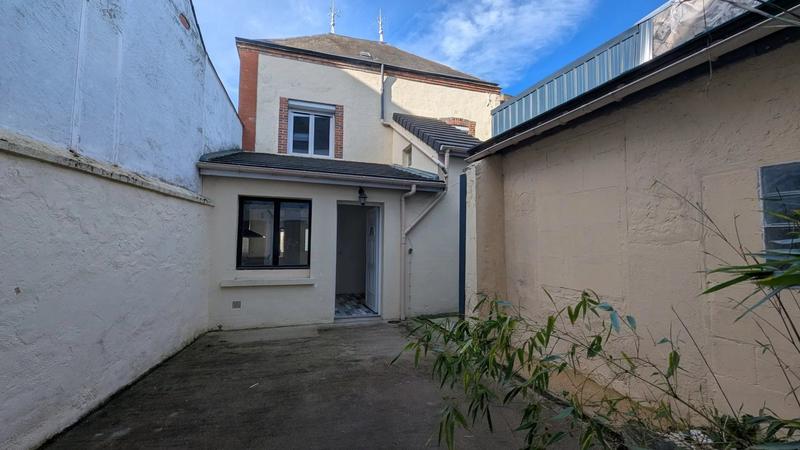 Maison - 92 m² - 4 pièces