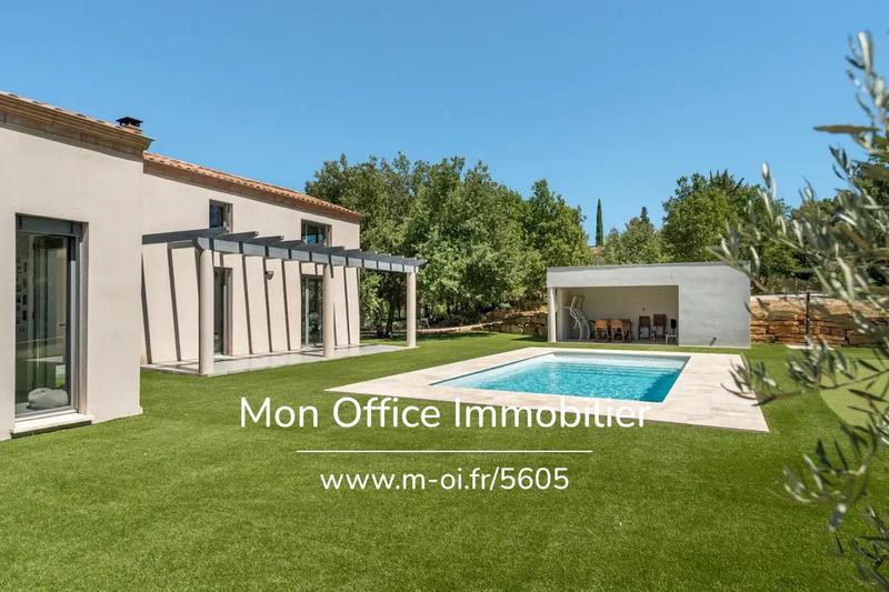 Villa - 220 m² - 5 pièces