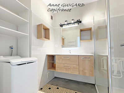 Appartement - 80 m² - 4 pièces