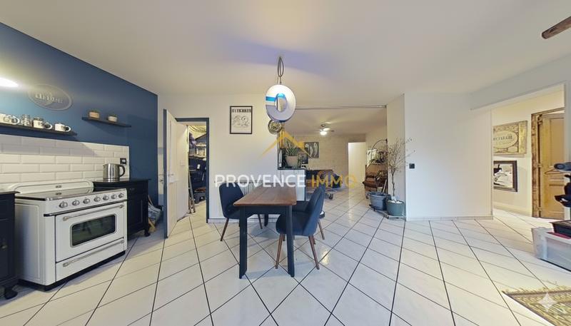 Appartement - 92 m² - 4 pièces