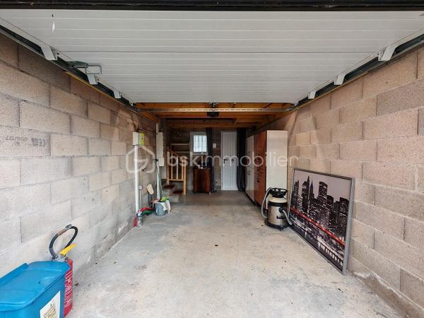 Maison traditionnelle - 84 m² - 4 pièces