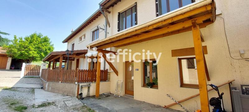 Maison - 176 m² - 8 pièces
