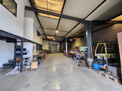 Local commercial - 330 m² - 5 pièces