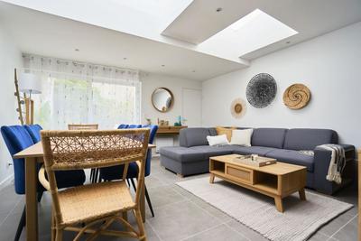 Maison - 137 m² - 8 pièces