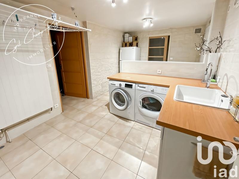 Maison - 151 m² - 8 pièces