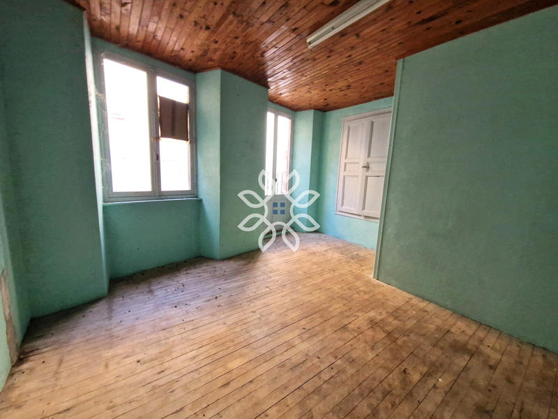 Maison - 73 m² - 5 pièces