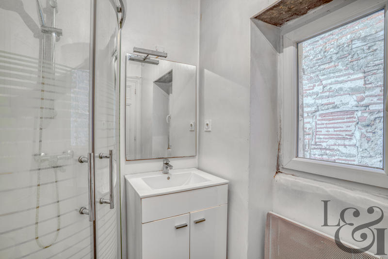 Maison - 304 m² - 16 pièces