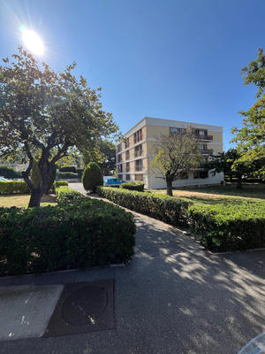 Appartement - 72 m² - 4 pièces