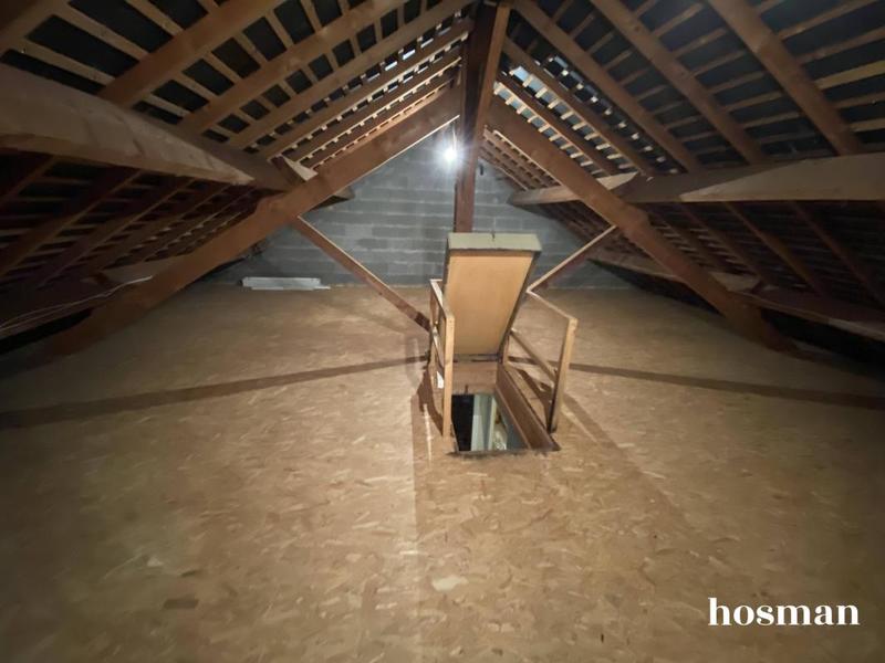 Maison - 139 m² - 8 pièces