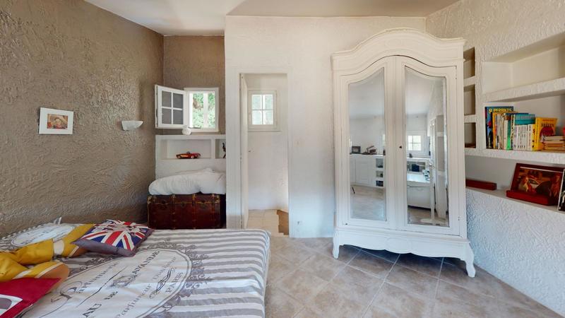 Villa - 140 m² - 4 pièces