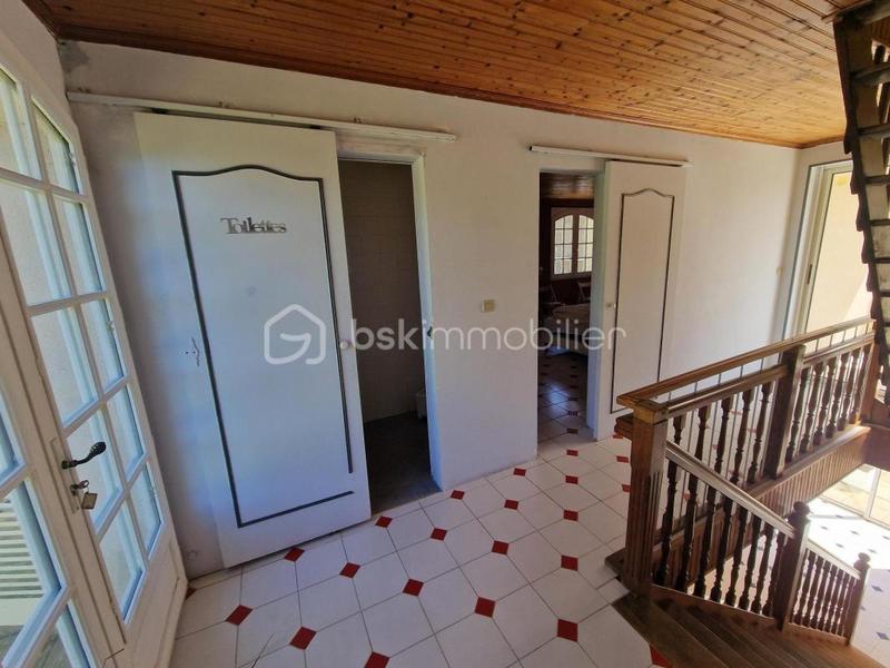 Maison chambre d'hôtes - 283 m² - 8 pièces