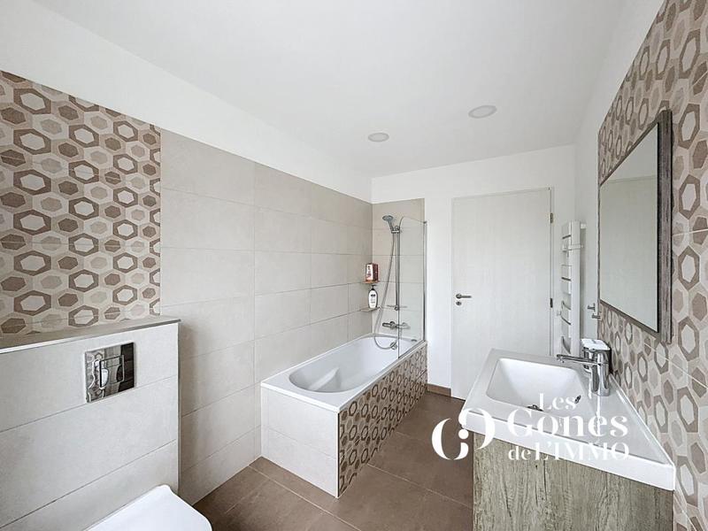 Maison - 123 m² - 5 pièces