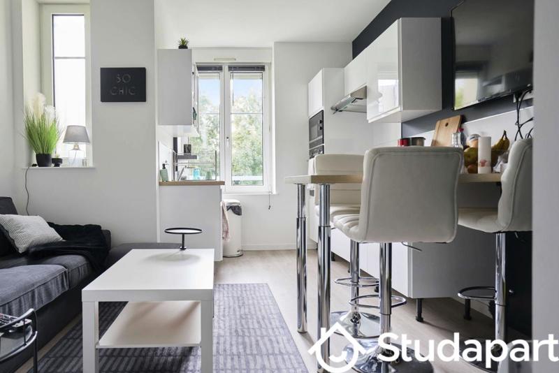 Chambre - 11 m² - 1 pièce