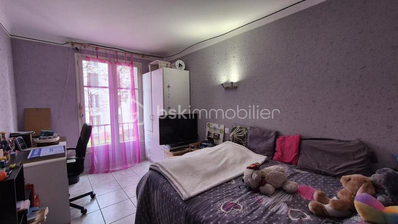 Appartement - 82 m² - 5 pièces
