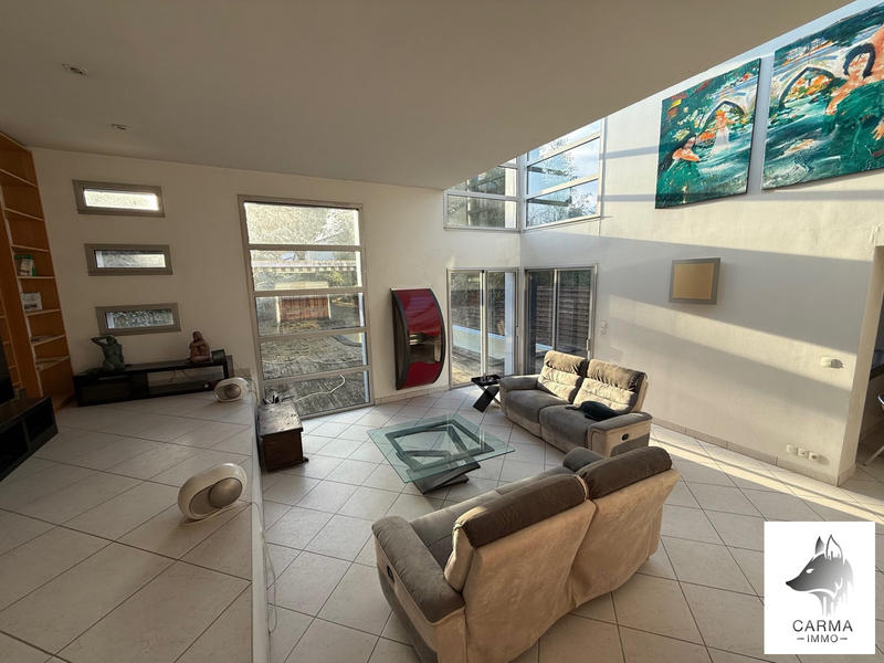 Maison ancienne - 225 m² - 7 pièces