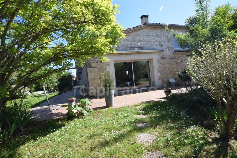 Maison - 265 m² - 7 pièces