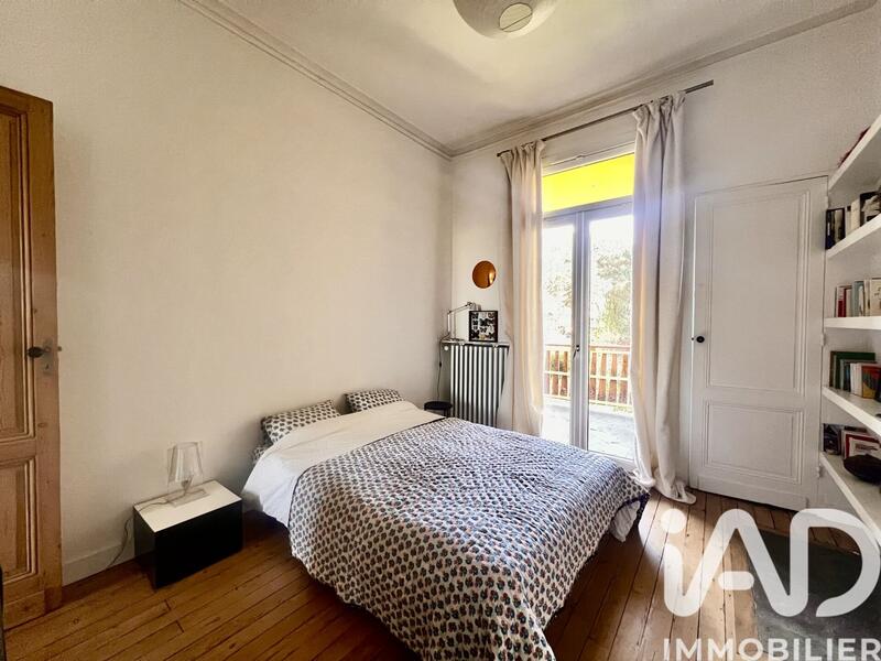 Maison - 320 m² - 11 pièces