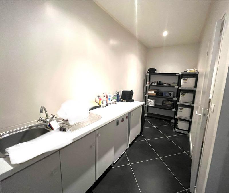 Local artisanal - 117 m² - 3 pièces