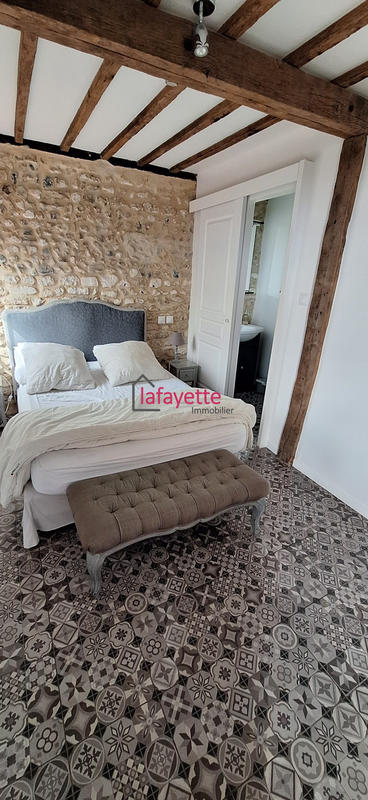 Maison - 180 m² - 7 pièces