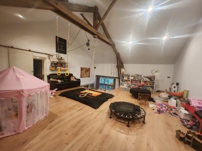 Maison - 250 m² - 7 pièces