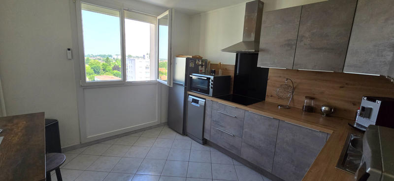 Appartement - 64 m² - 3 pièces