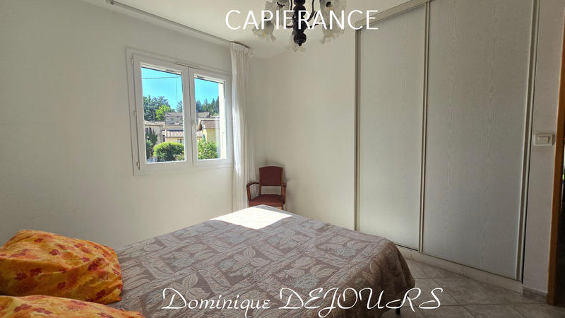 Maison - 180 m² - 6 pièces